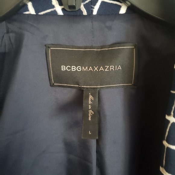 BCBG Fashion Blazer - Picture 3 of 4